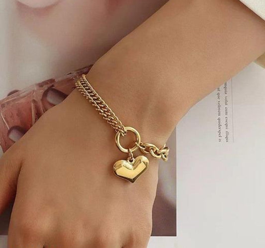 Chunky Heart Bracelet For Her | Anti-Tarnish | Hypoallergenic | Waterproof