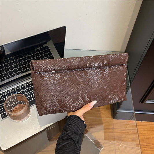 Trendy 2025 Autumn New High-Value Frosted Texture Envelope Bag Fashionable Elegant Clutch for Women